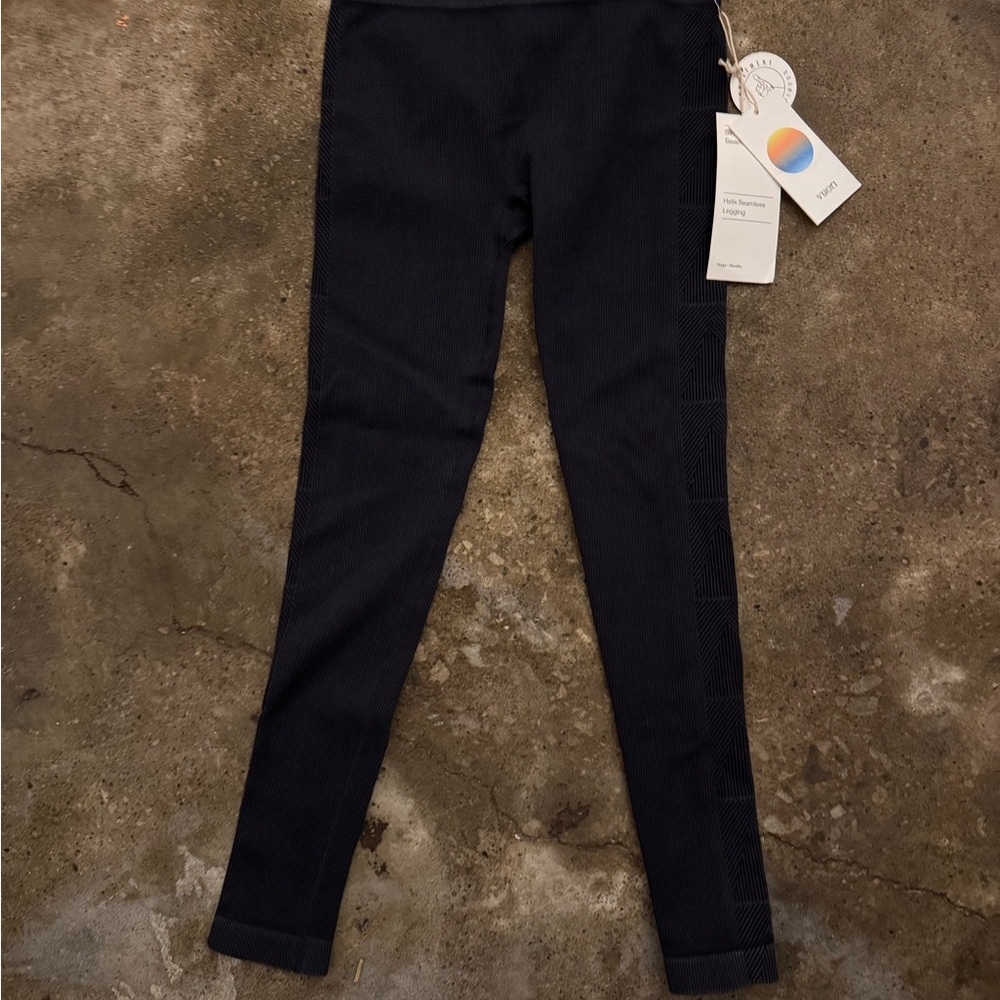 Vuori Dark Charcoal Women's Leggings